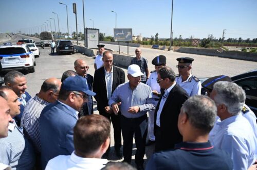 وزير النقل يتفقد الطريق الإقليمي