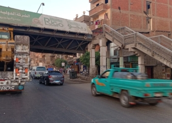 الطرق والكباري تنفي حدوث انهيار لأحد كباري المشاه