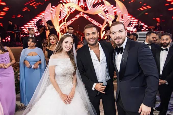 أسباب طلاق نجل عمرو الليثي وابنة تامر أمين 