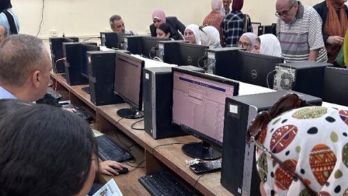 الحد الأدنى للقبول في تنسيق المرحلة الثالثة علمي رياضة 2025 أكدت الوزارة أن الحد الأدنى للمرحلة الثالثة للشعبة العلمية بشقيها (علوم ورياضة) حُدد عند 50% من المجموع الكلي للدرجات، أي بما يعادل: 205 درجات لطلاب النظام القديم. 160 درجة لطلاب النظام الحديث. 