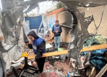 صحفي فلسطيني