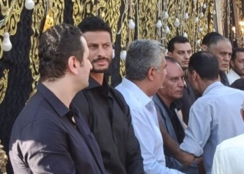جنازة والد محمد الشناوي