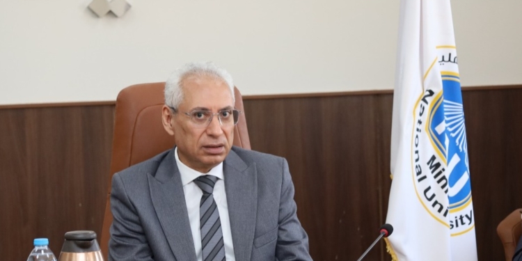 رئيس جامعة المنيا