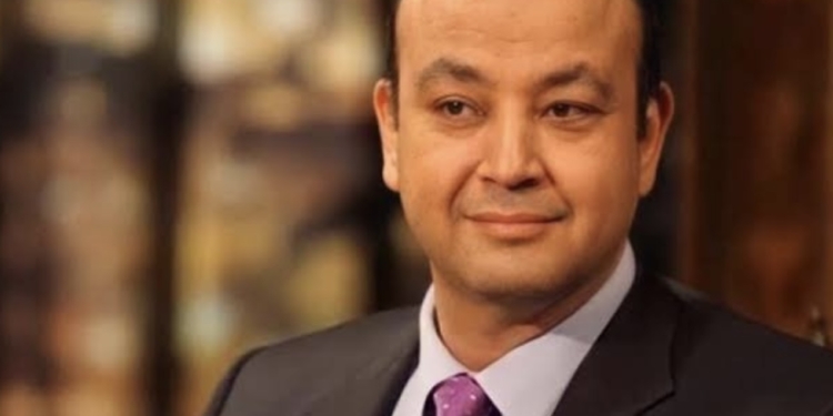 الإعلامي عمرو أديب