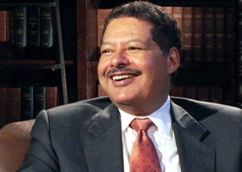 ذكرى وفاة أحمد زويل