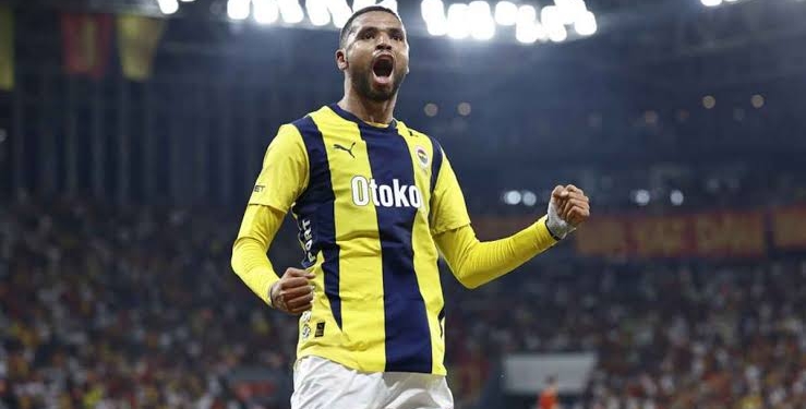 الهلال يضم يوسف أكتشيشيك