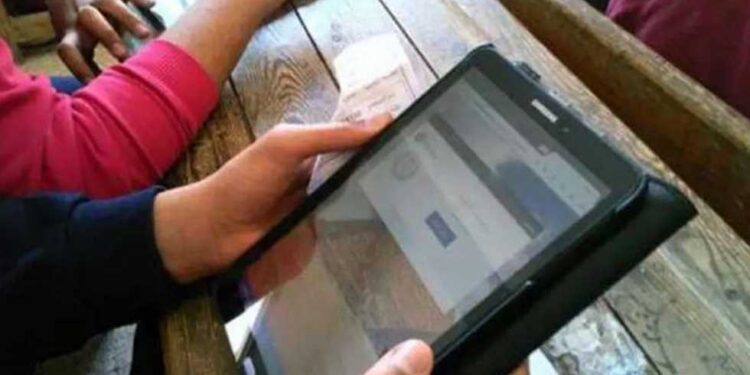 متهم قضية سرقة تابلت