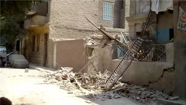 انهيار جزئي لـ عقار بـ مصر القديمة
