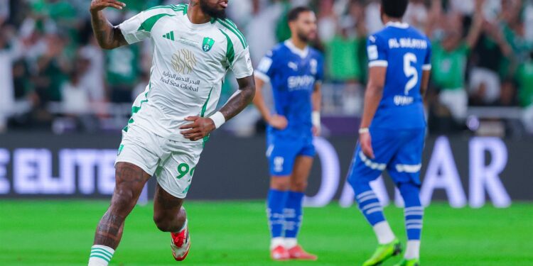 تاريخ مواجهات أهلي جدة والهلال