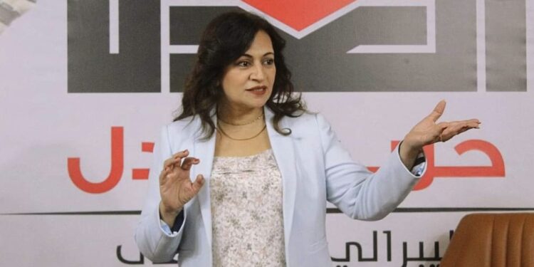 النائبة نيفين فارس
