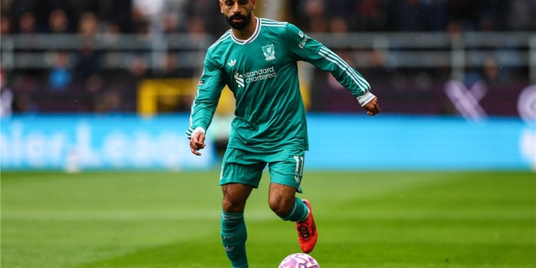 محمد صلاح يوجه رسالة