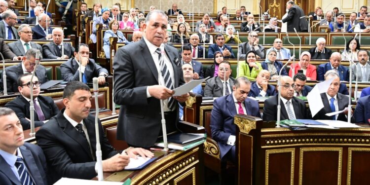 نقيب المحامين عبد الحليم علام