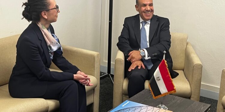 وزير الخارجية والمندوبة الدائمة لمولودفا