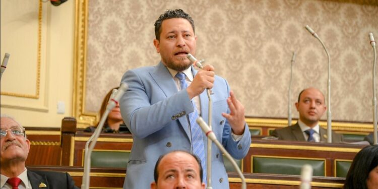 علاء عصام حزب التجمع
