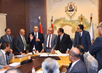 نقيب المحامين