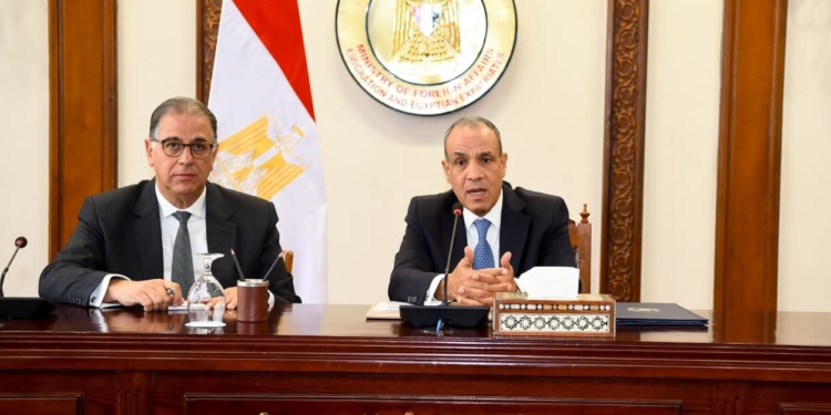وزير الخارجية