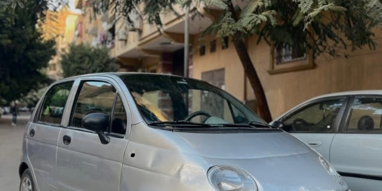 سيارات مستعملة بأسعار تبدأ من 125 ألف جنيه في السوق المصري بعد تراجع الأسعار