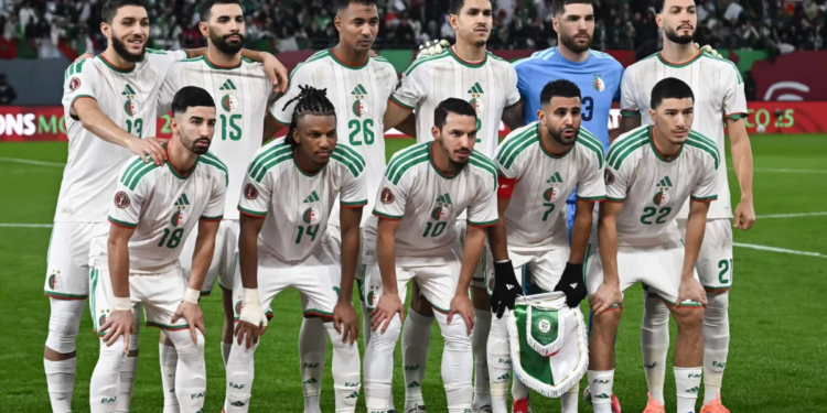 تشكيل منتخب الجزائر الرسمي
