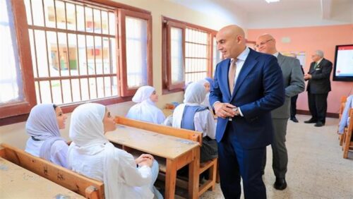 موعد بداية الترم الثاني 2026 في المدارس والجامعات