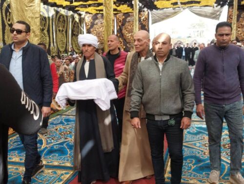 جلسة صلح بين عائلتين بالمنيا