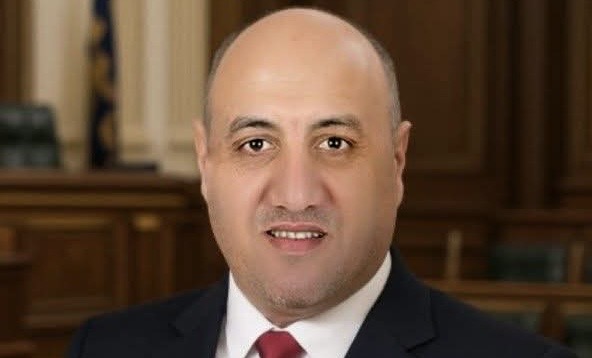 نزيه الحكيم