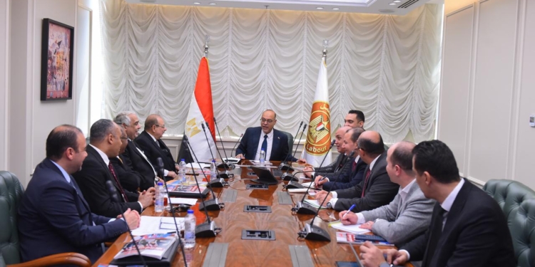 وزير العمل