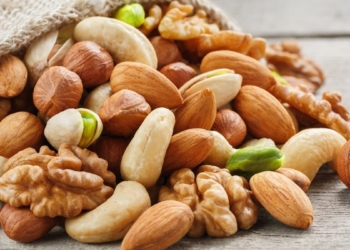أسعار المكسرات والبلح