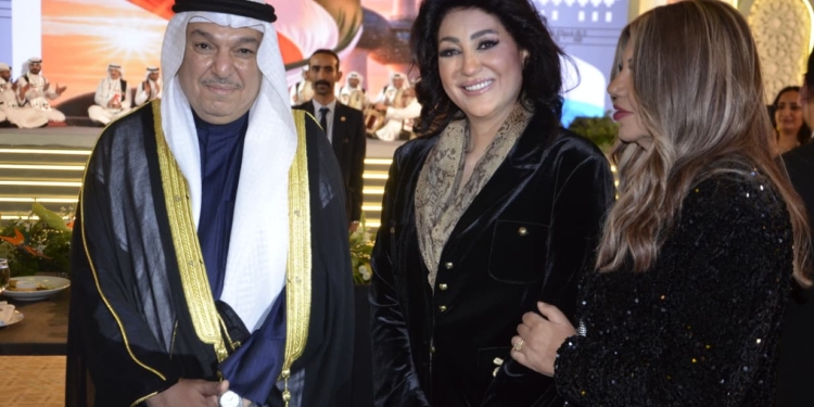 وفاء عامر