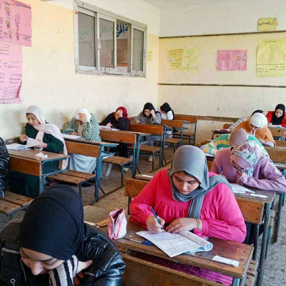 الموعد الأخير لتسليم طلاب المنازل استمارة الثانوية العامة 
