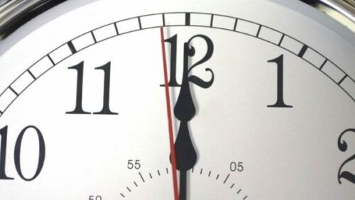 موعد تطبيق التوقيت الصيفي 2026 