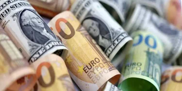 أسعار العملات العربية والأجنبية اليوم