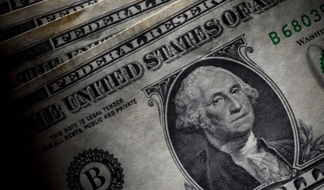 سعر الدولار اليوم