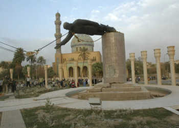 إسقاط تمثال صدام حسين -أرشيفي
