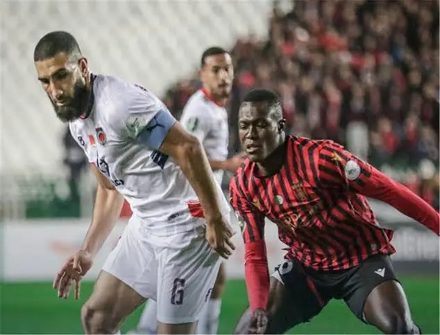 اتحاد العاصمة وأولمبيك آسفي
