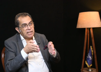 الدكتور رائد سلامة خلال حواره مع "الحرية"