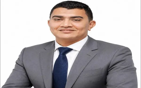 الدكتور أحمد ابو علي