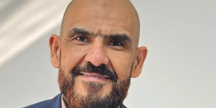 عمرو الطوخي