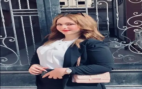 دينا وجيه