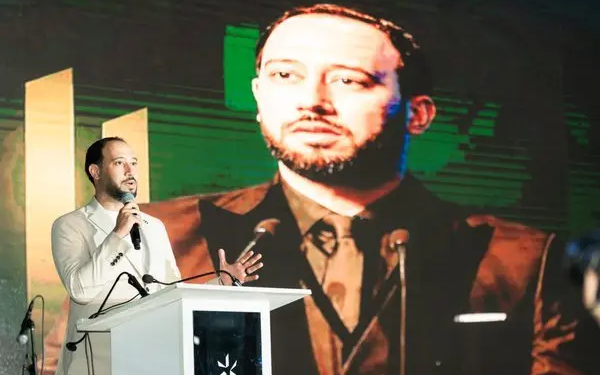 الدكتور أحمد الحداد