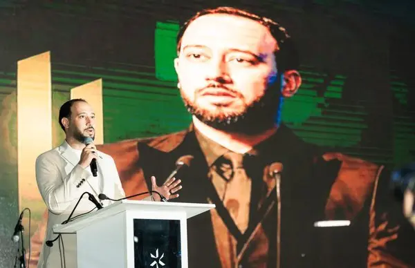 الدكتور أحمد الحداد