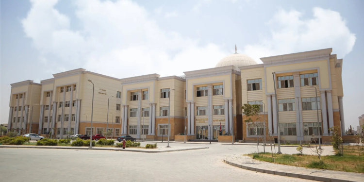 جامعة حلوان الأهلية