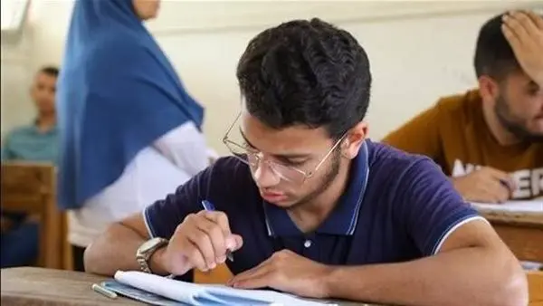 امتحانات الدور الثاني للدبلومات الفنية