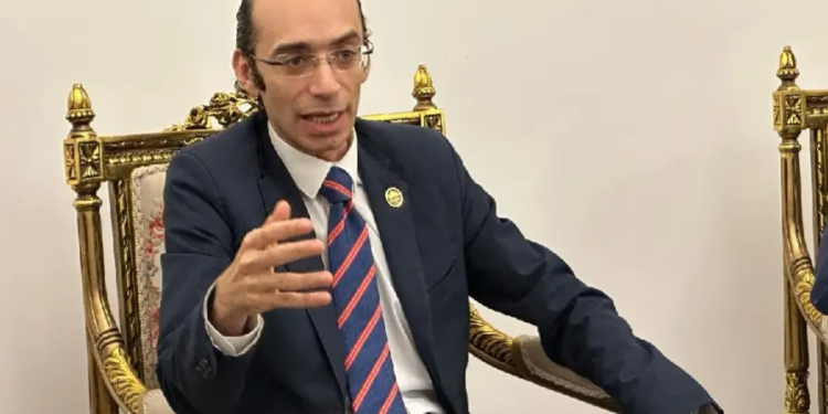 محمد عبد العزيز