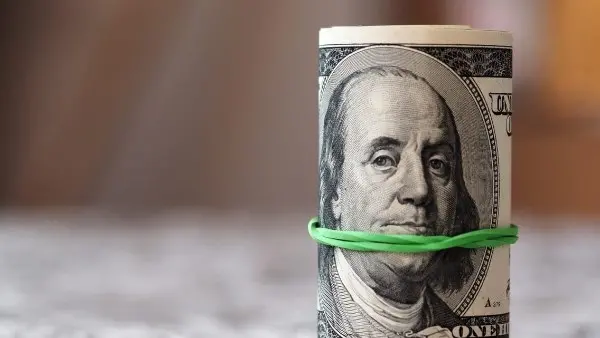 سعر الدولار اليوم