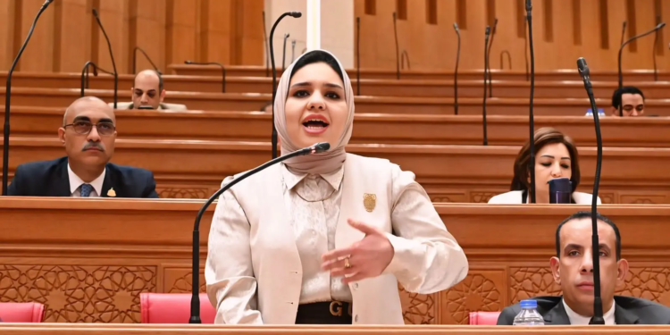 النائبة راوية مختار