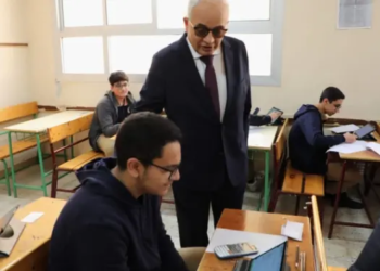 فيديوهات المدارس على السوشيال ميديا