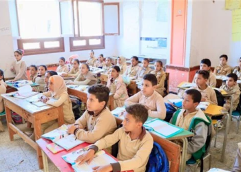 حقيقة جمع تبرعات للمدارس