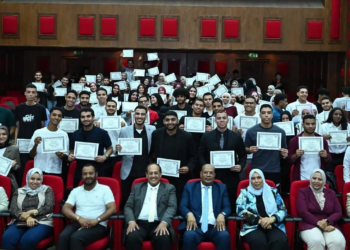 9 مشروعات طلابية من "جيوماتكس القاهرة" تتنافس في تطبيقات الزراعة والبيئة والعمران