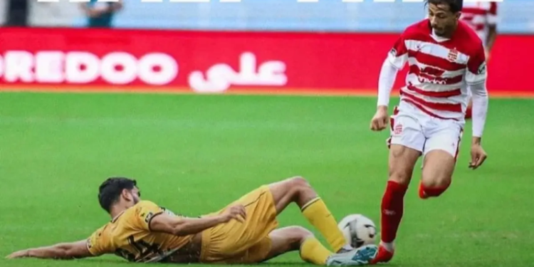 لاعبو النادي الإفريقي والنادي البنزرتي خلال المباراة