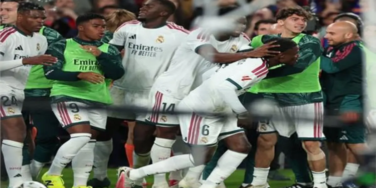 إدواردو كامافينجا لاعب ريال مدريد